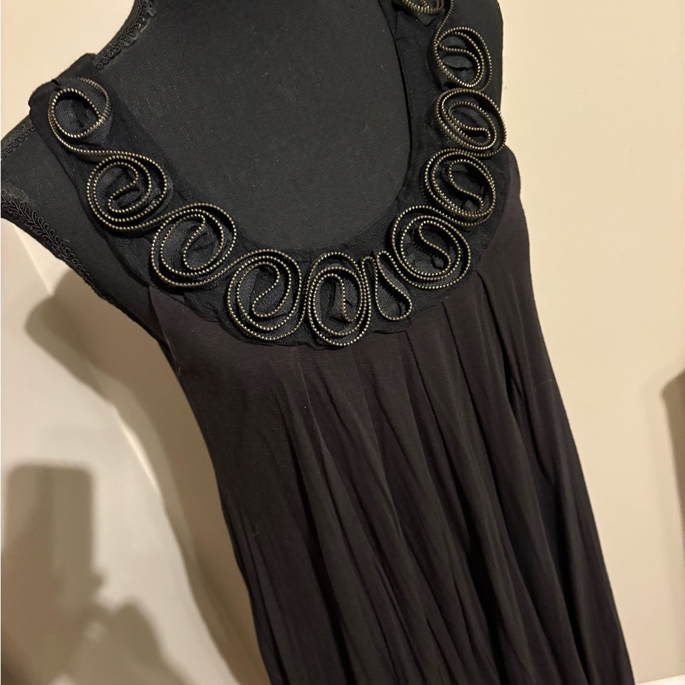 Vibe Black Sleeveless Dress